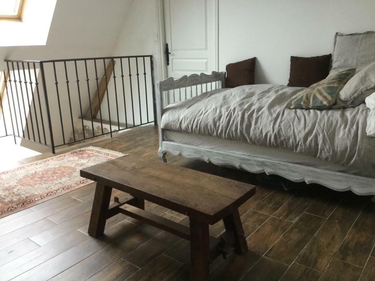 Maison De Sandrine Jumeauville Екстериор снимка